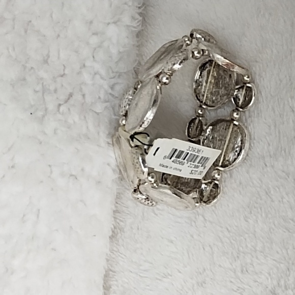 Silver stretch bracelet by East 5th - Picture 4 of 5